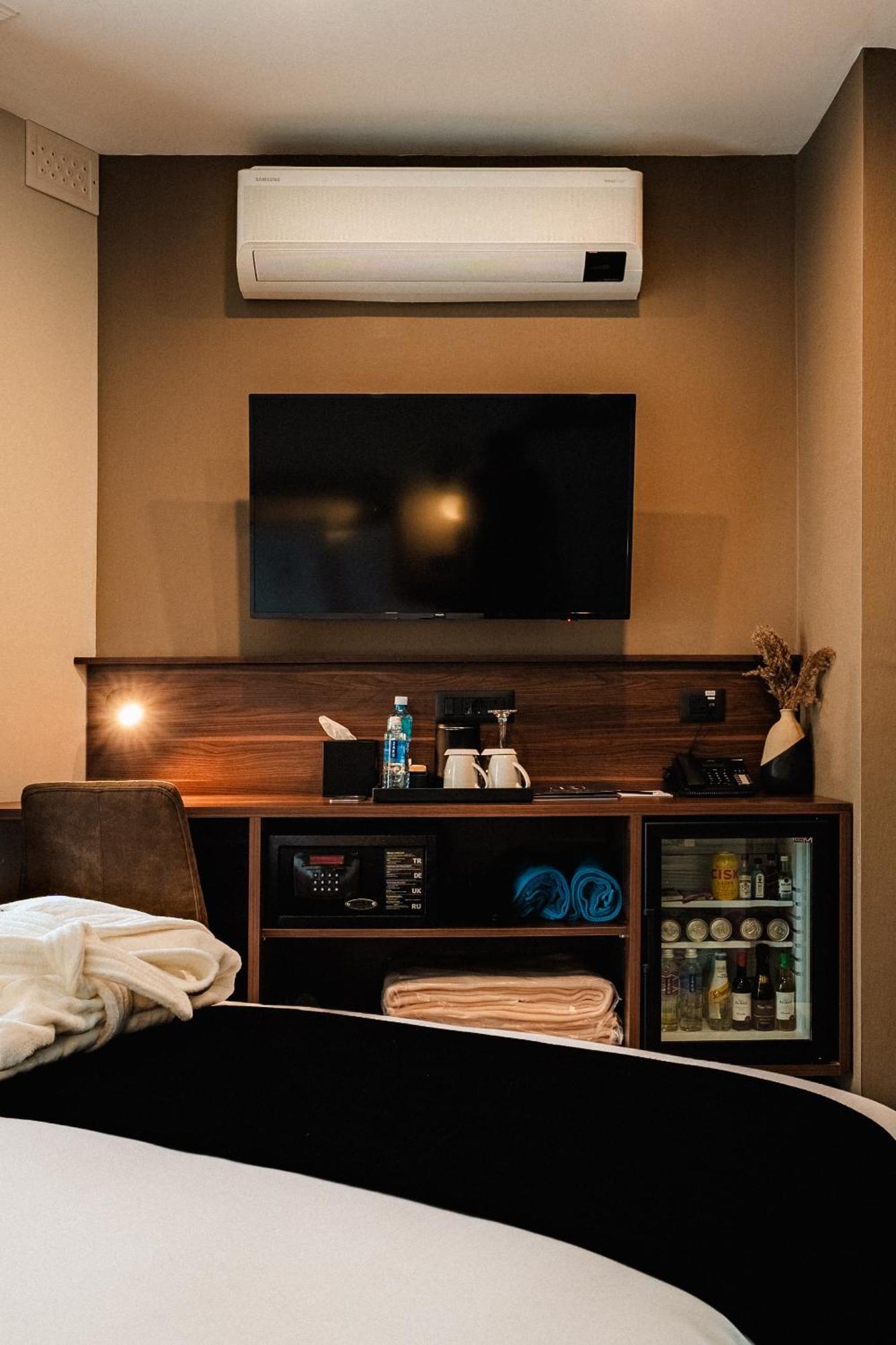 Royale Sainte Helene Boutique Hotel Birkirkara Eksteriør bilde